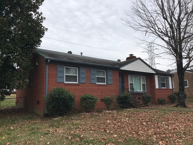 property at 3207 Dancer Rd