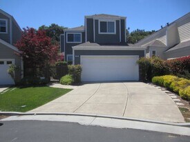 66 Cross Creek Pl in Larkspur, CA - Building Photo