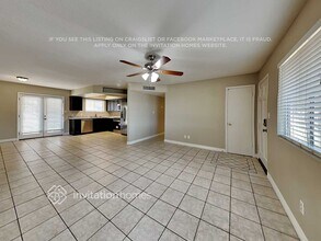 330 W Olive Ave in Gilbert, AZ - Building Photo - Building Photo