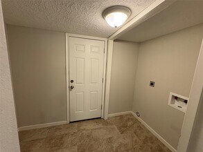 309 Houston St in Tomball, TX - Building Photo - Building Photo