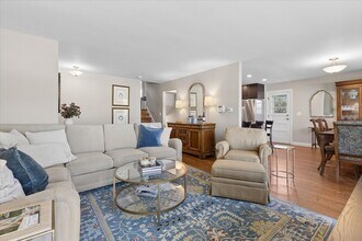 510 Knox Ave in Wilmette, IL - Building Photo - Building Photo