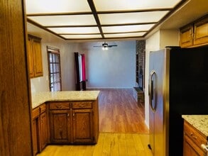 312 Rosanne St in Enid, OK - Building Photo - Building Photo