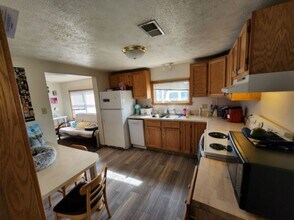 Vulcan K Team Apartments in Morgantown, WV - Foto de edificio - Interior Photo