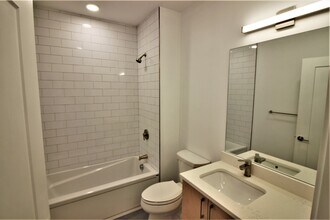2 New St, Unit #2 in Boston, MA - Building Photo - Building Photo