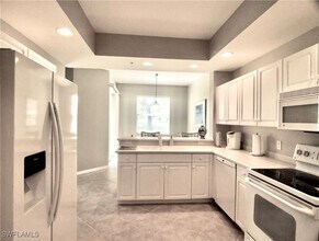 3455 Laurelgreens Ln S in Naples, FL - Building Photo - Building Photo