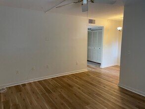 370 Base Ave E in Venice, FL - Building Photo - Building Photo
