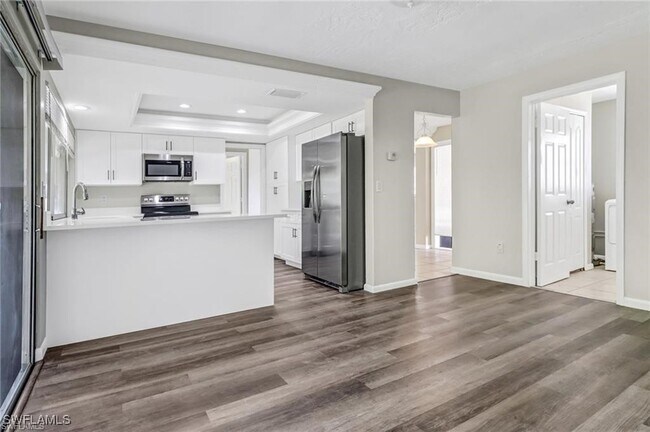 property at 4325 SE 16th Pl
