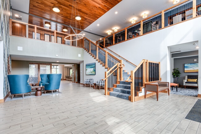 Bren Road Station 55+ Apartments in Minnetonka, MN - Foto de edificio - Interior Photo