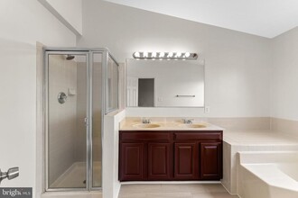 16812 Winston Ln in Woodbridge, VA - Building Photo - Building Photo