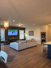 4021 Rockland Cir SE in Owens Cross Roads, AL - Foto de edificio - Building Photo