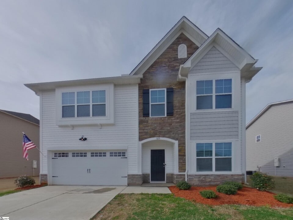 629 Grantleigh Dr in Duncan, SC - Building Photo