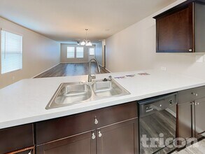 8522 Amistad Cove in Converse, TX - Building Photo - Building Photo