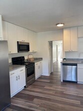 1076 Grant Way SE in Atlanta, GA - Building Photo - Building Photo