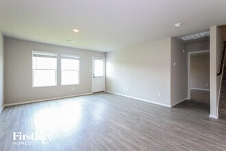 1915 Morse Way in San Antonio, TX - Building Photo - Building Photo