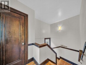 2272 Dougall Ave in Windsor, ON - Building Photo - Building Photo