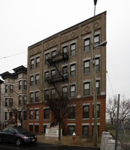 102 Ogden Ave in Jersey City, NJ - Foto de edificio - Building Photo