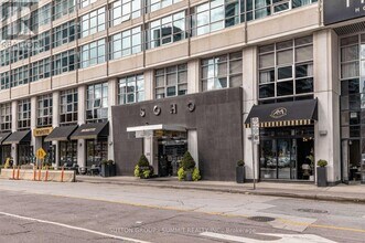 36 Blue Jays Way in Toronto, ON - Building Photo - Building Photo