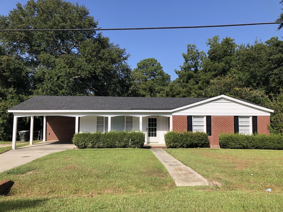 103 Gary St in Statesboro, GA - Building Photo