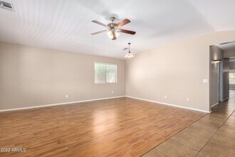 17556 W Bloomfield Rd in Surprise, AZ - Building Photo - Building Photo