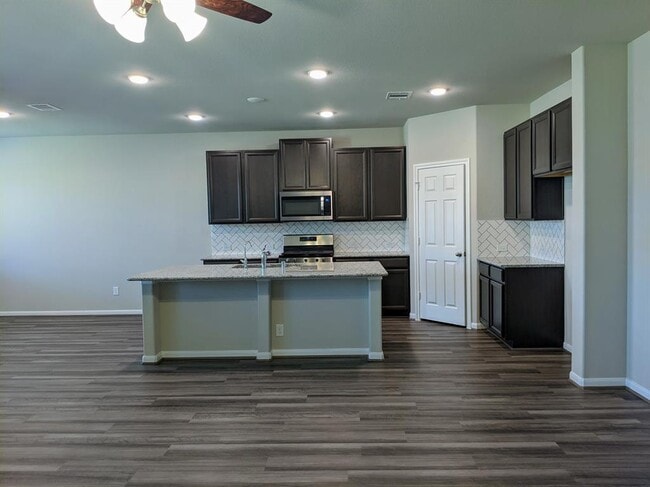 9510 Summer River Dr in Richmond, TX - Building Photo - Building Photo