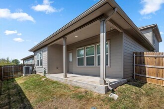5705 Brocade Dr in Austin, TX - Building Photo - Building Photo