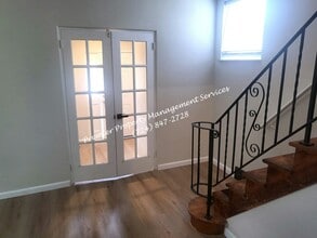 1802 Duss Ave in Ambridge, PA - Building Photo - Building Photo