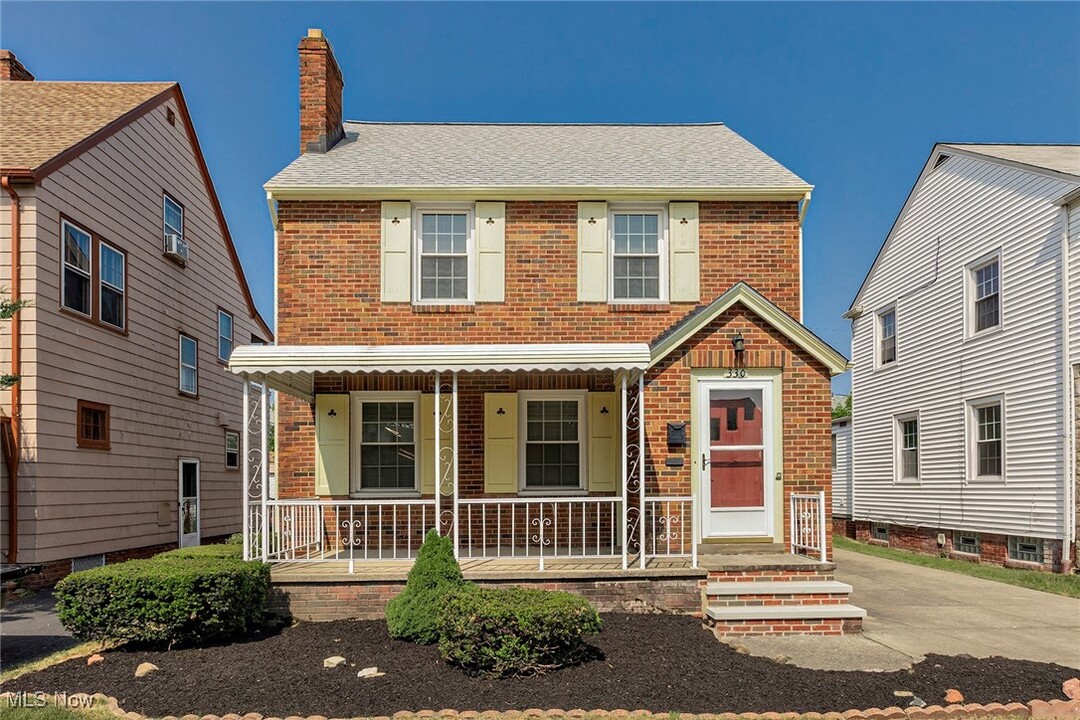 330 E 197th St in Euclid, OH - Building Photo