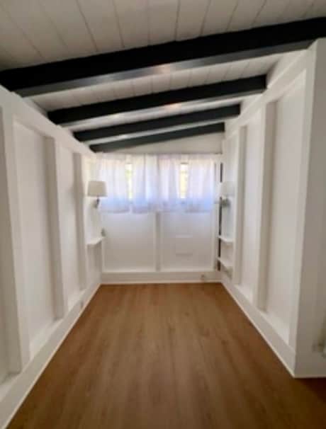 6089 1/4 Cashio St, Unit Duplex 1 quarter