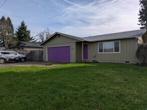 6905 Thurston Rd in Springfield, OR - Building Photo - Building Photo