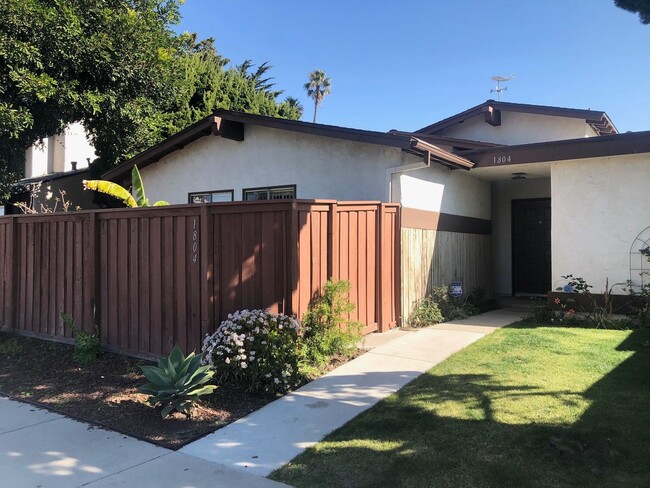 1804 Capstan Dr in Oxnard, CA - Building Photo - Building Photo