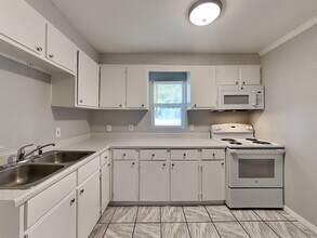 1908 W 16th St in Sanford, FL - Building Photo - Building Photo