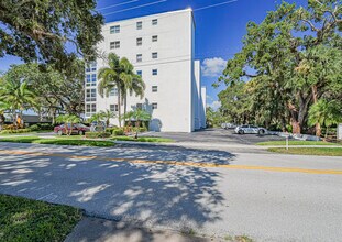 275 Date Palm Rd in Vero Beach, FL - Building Photo - Building Photo
