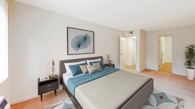 Capitol View in Rensselaer, NY - Building Photo - Building Photo