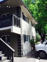 600 NE 5th Ave in Fort Lauderdale, FL - Building Photo - Building Photo