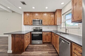 1117 Bellmont Ct in Bedford, TX - Building Photo - Building Photo