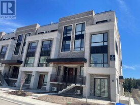 9 Walder Ln in Richmond Hill, ON - Building Photo