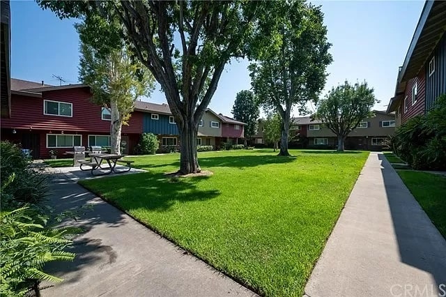 13660 Red Hill Ave in Tustin, CA - Building Photo - Building Photo