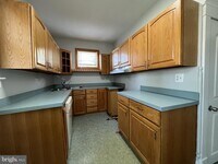 5204 Eugene Ave photo'