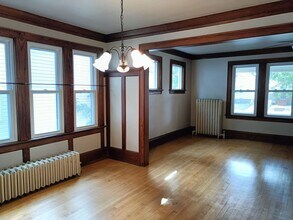 2254 N 67th St in Wauwatosa, WI - Foto de edificio - Building Photo