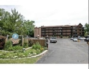 450 N Main St in Wauconda, IL - Building Photo - Building Photo