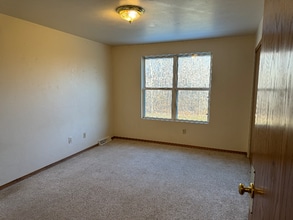 706 Parkview Rd, Unit 706 in Green Bay, WI - Foto de edificio - Building Photo