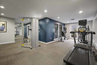 Ascent in Kirkland, WA - Building Photo - Building Photo