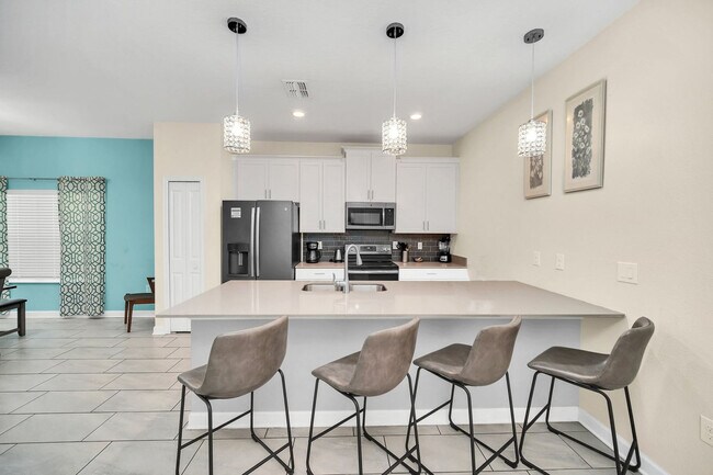 780 Pebble Beach Dr in Kissimmee, FL - Building Photo - Building Photo