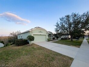 2345 Golden Aster St in Clermont, FL - Building Photo - Building Photo
