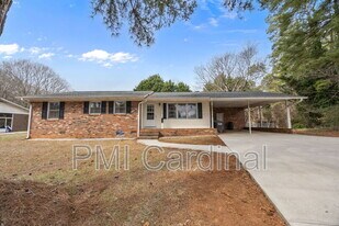 2616 Redbud Dr in Gastonia, NC - Building Photo