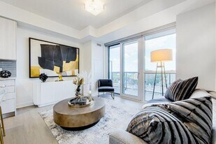 45 Railroad in Brampton, ON - Building Photo