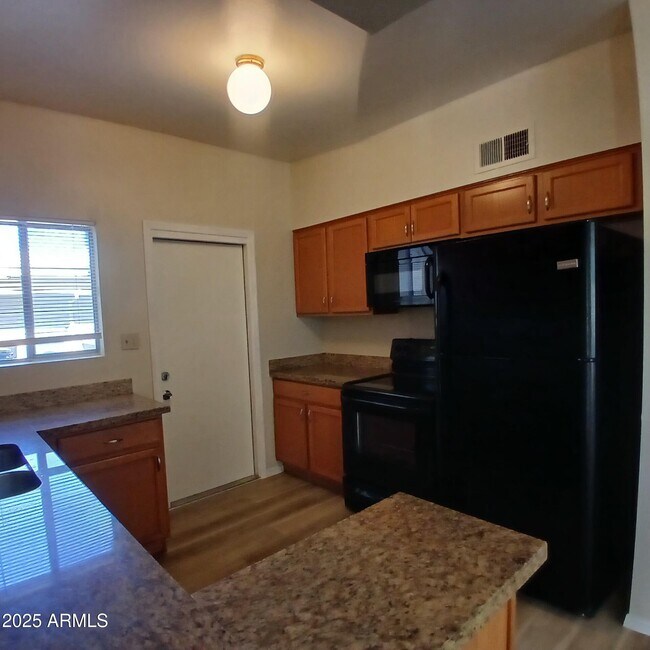 511 W Maryland Ave in Phoenix, AZ - Building Photo - Building Photo