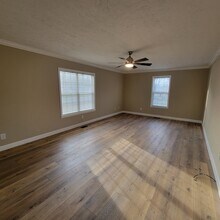 8095 Nashville Hwy in Baxter, TN - Building Photo - Building Photo