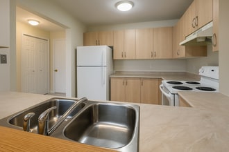 469 Church St in Russell, ON - Building Photo - Building Photo