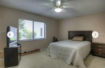 5406 Burchette Rd in Tampa, FL - Building Photo - Building Photo